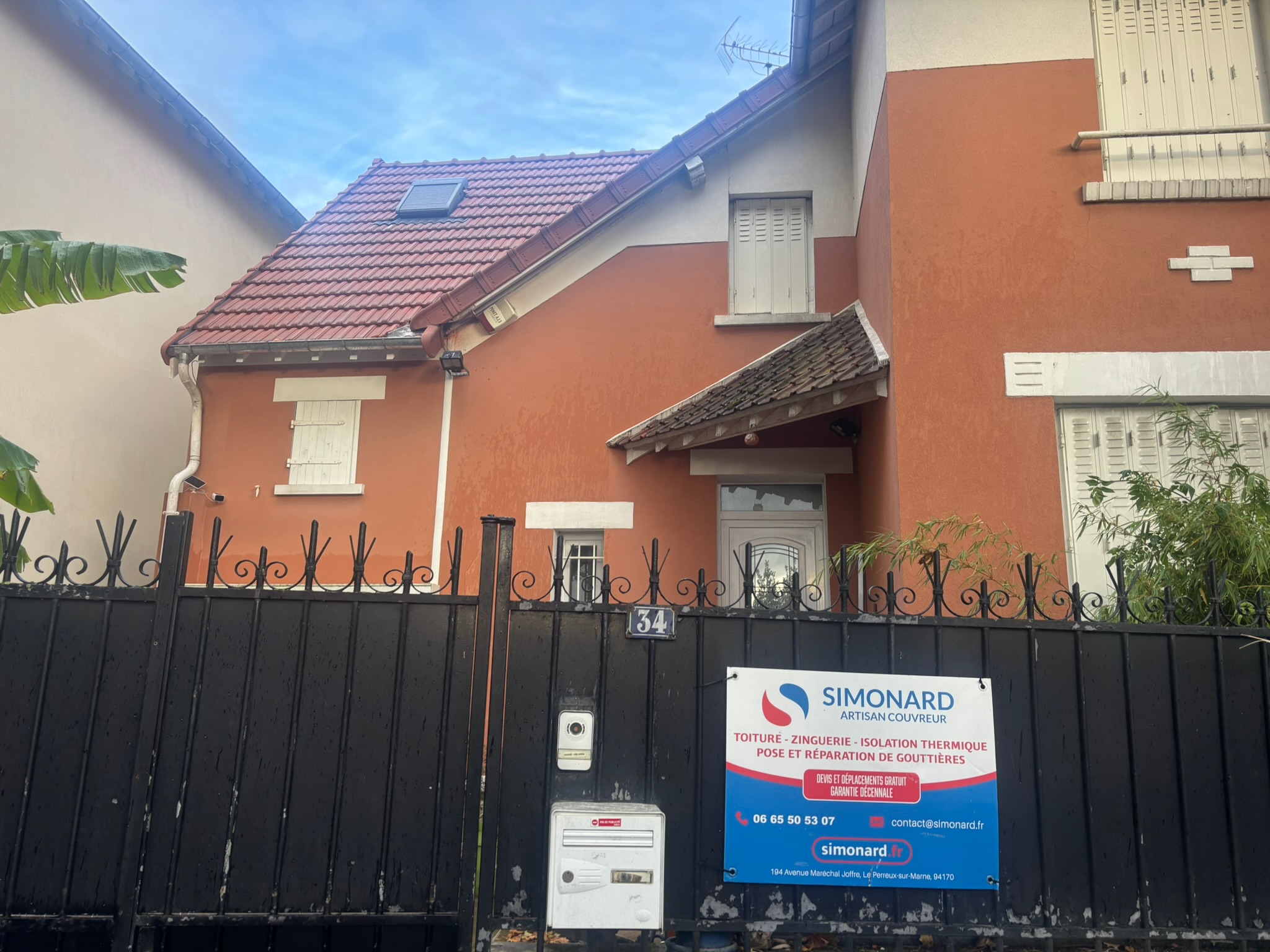 Chantier de rénovation de toiture au Perreux-sur-Marne mené par M. Simonard