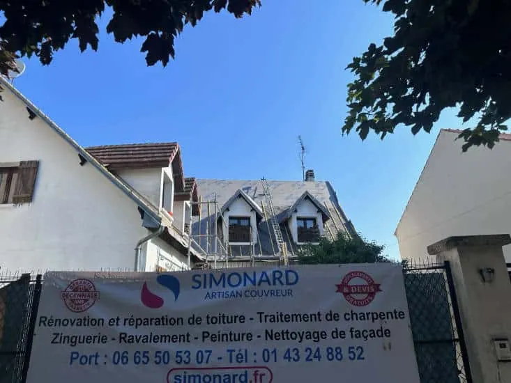 Panneau de chantier Simonard Artisan Couvreur — M. Simonard, couvreur dans le Val-de-Marne